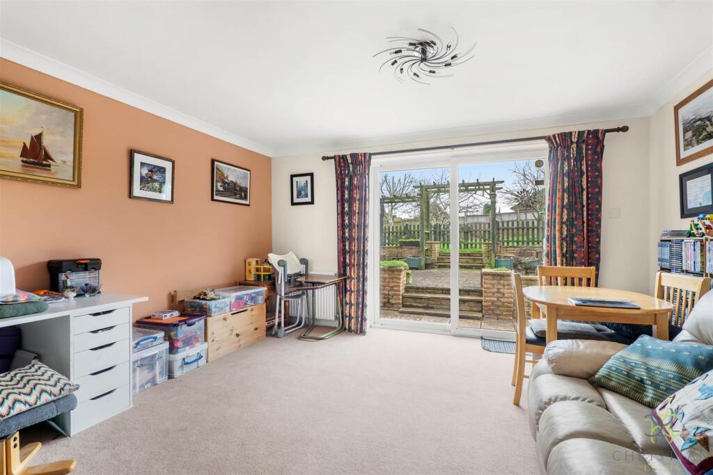 Leys Road, Harvington, Evesham photo 3