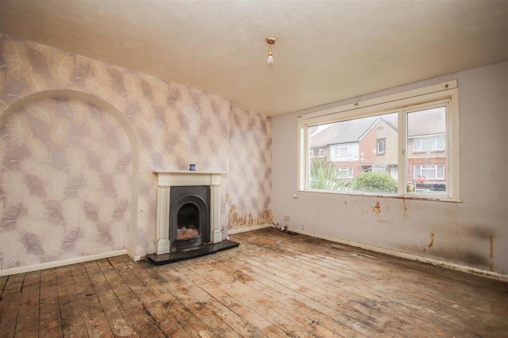 House in Rushden, North Northamptonshire - View 6
