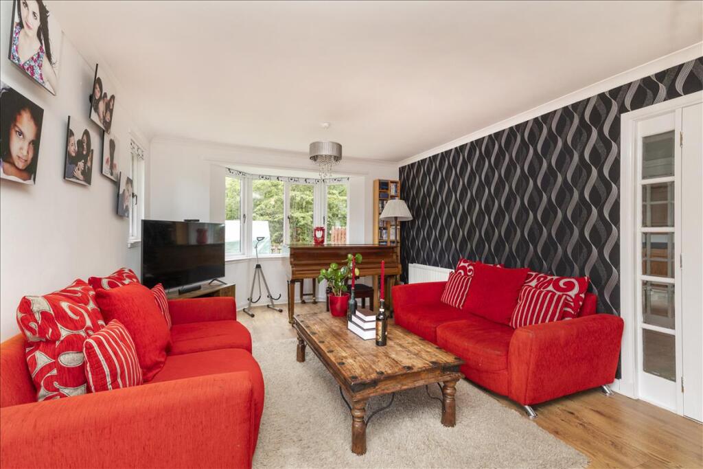 House in Edinburgh, Midlothian - View 4