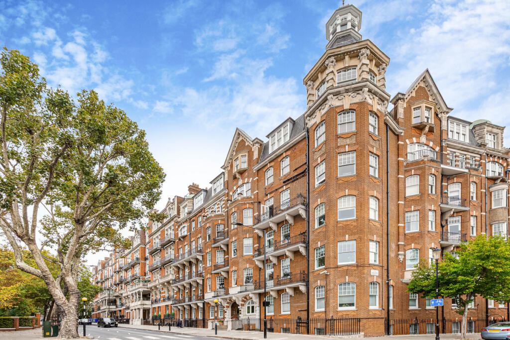 Apartment in London - More