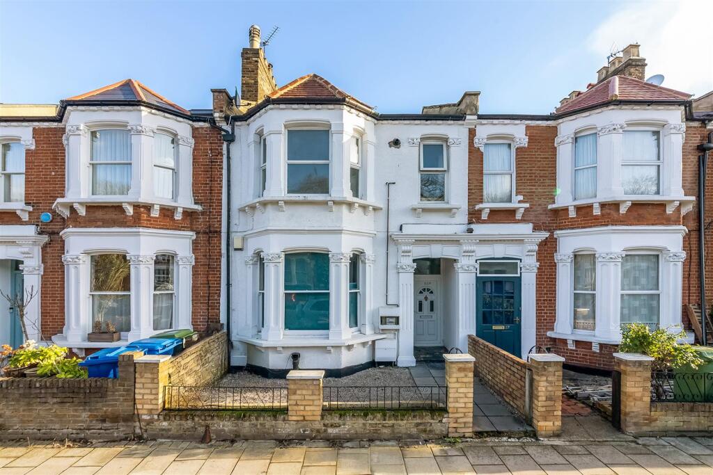 Main image of property: Ivydale Road, London