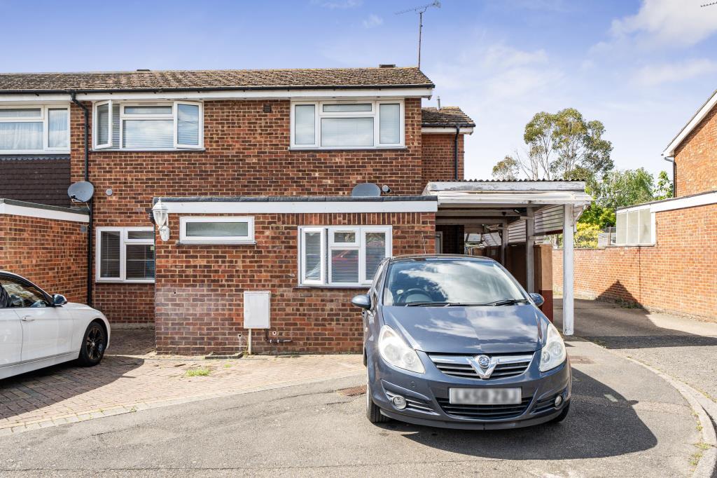 Main image of property: Chaucer Drive, Aylesbury, HP21