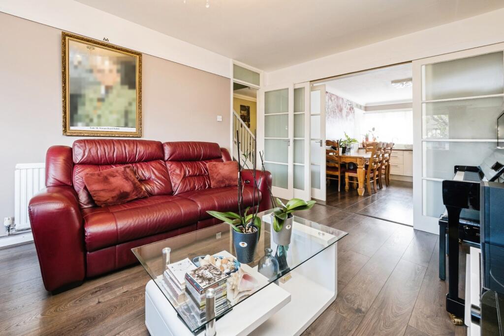 Alison Close, Beckton, London, E6 photo 2