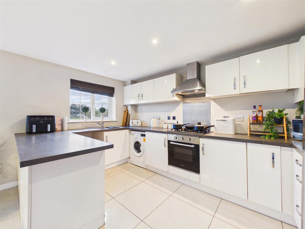 House in Hull, Gipsyville - View 3