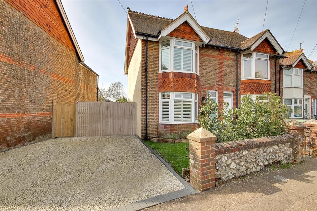 Main image of property: Penfold Road, Broadwater, Worthing, West Sussex, BN14 8PG