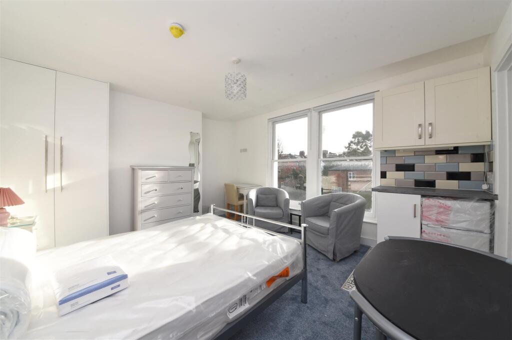 Main image of property: Cromwell Avenue, Highgate, London
