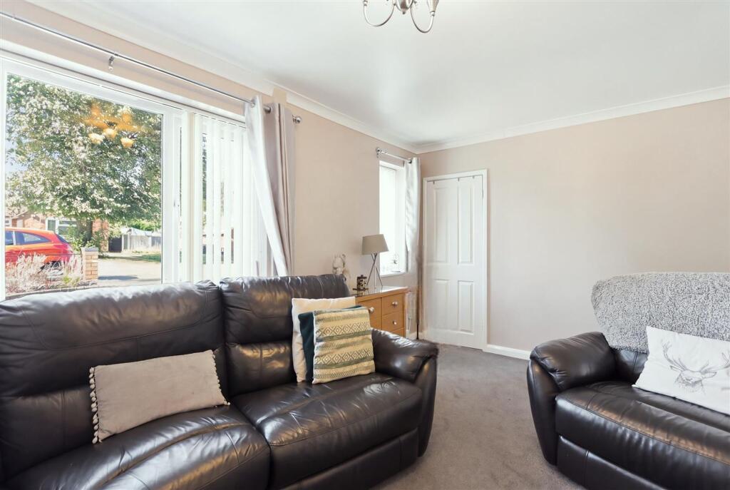 House in Sheffield - View 5