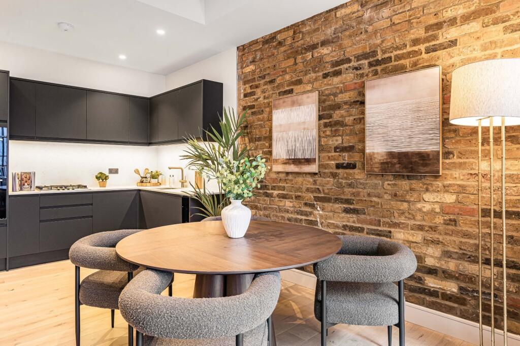 Apartment in London - View 3