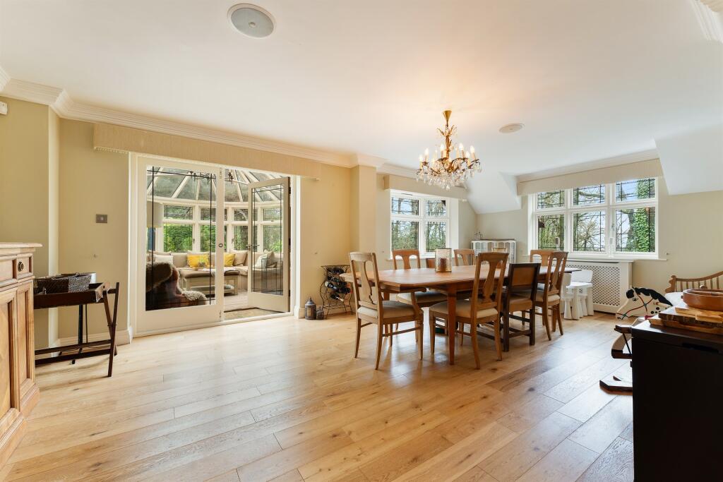Broadstone photo 4