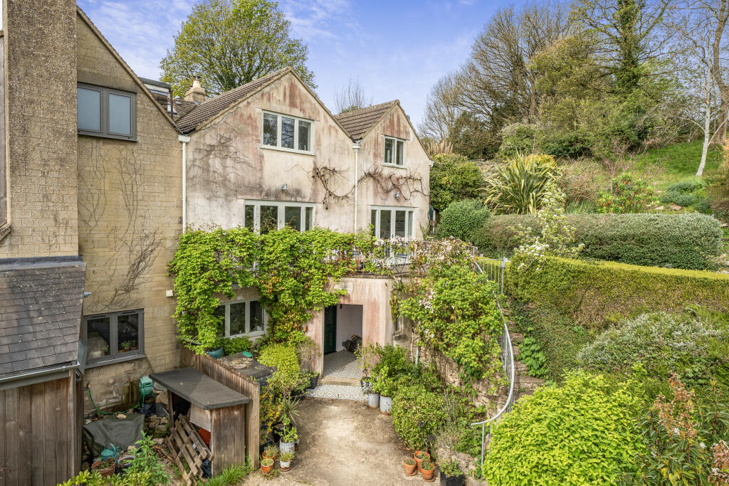 Main image of property: Quarhouse, Stroud, GL5