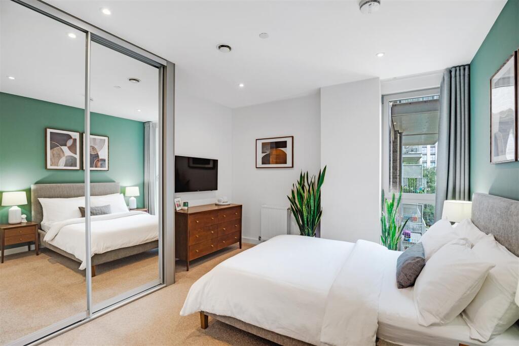 Apartment in London - More