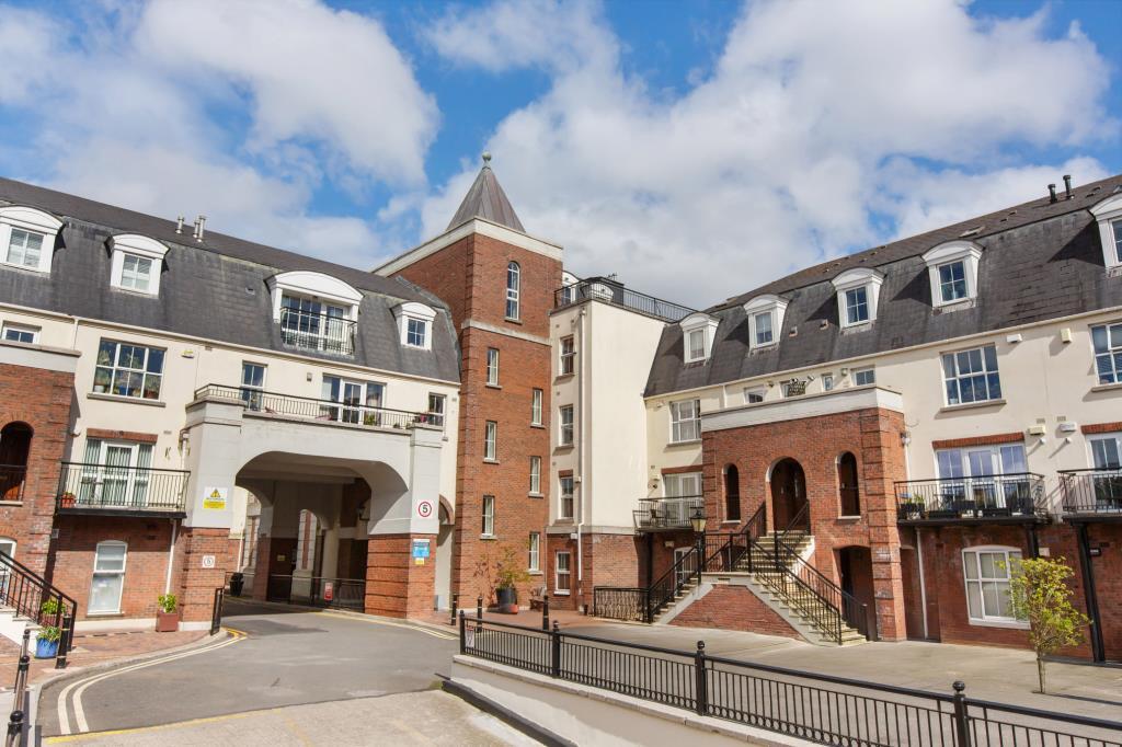 Main image of property: 15 Blackburne Square, Rathfarnham Gate, Rathfarnham, Dublin 14, D14 VK09