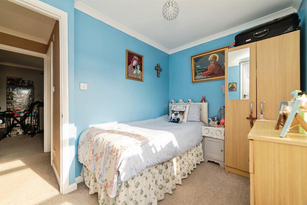 House in Stevenage, Poplars - More