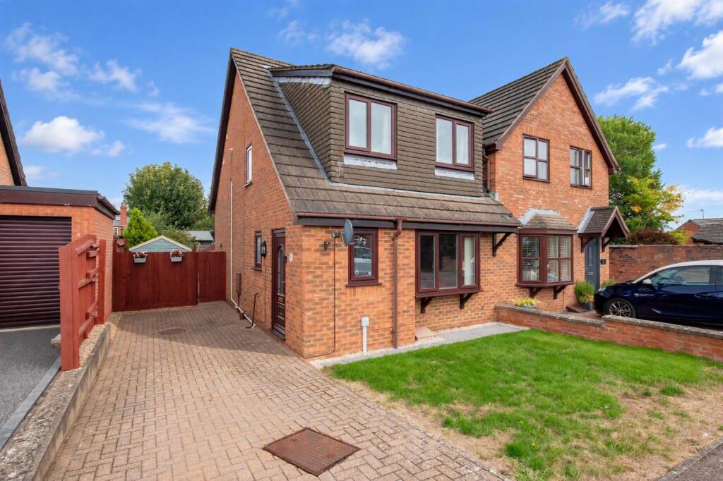 Main image of property: Nursery Gardens, Irthlingborough