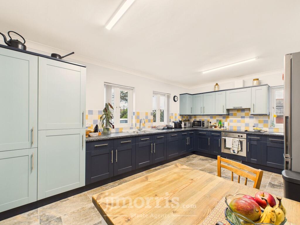 Lane View, Maesgwynne Road, Fishguard, SA65 9BE photo 3