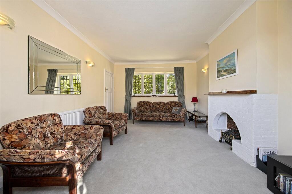 House in Richmond, Kew - View 4