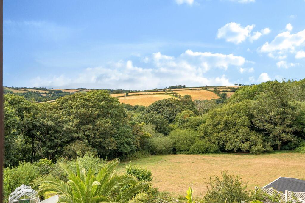 House in Helston, Cornwall - View 4