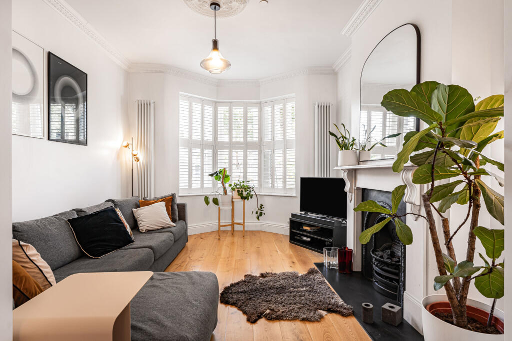 Main image of property: Millfields Road, London, E5