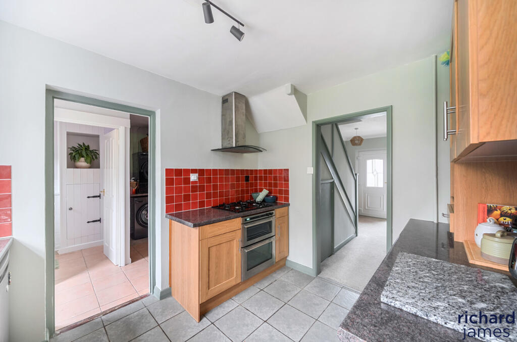 Homefield, Royal Wootton Bassett, SN4 photo 4