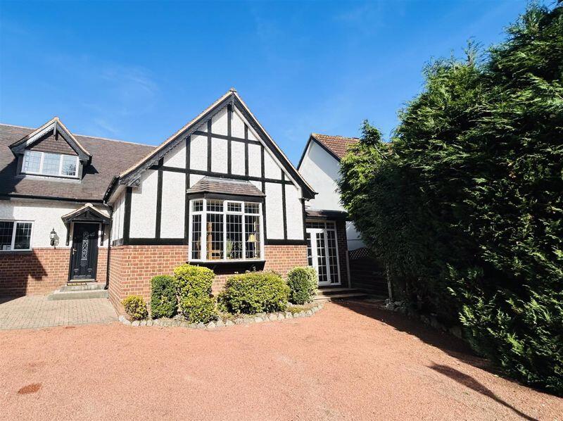 Main image of property: Stourbridge Road, Wolverhampton