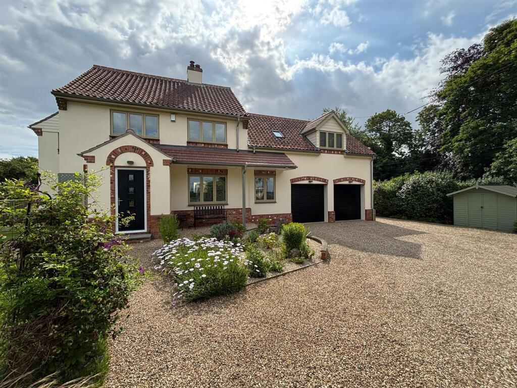 Main image of property: Hull Road, Seaton