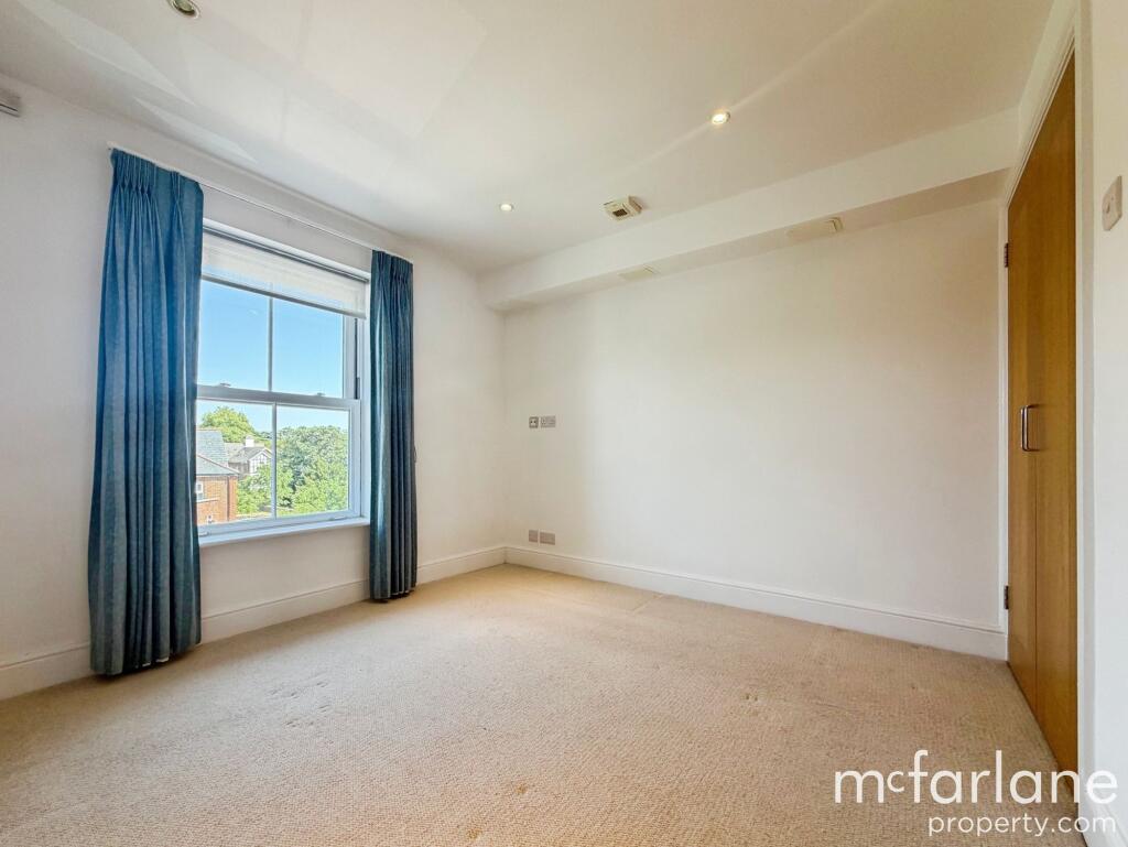 Apartment in Swindon, Lakeside, South Swindon - More