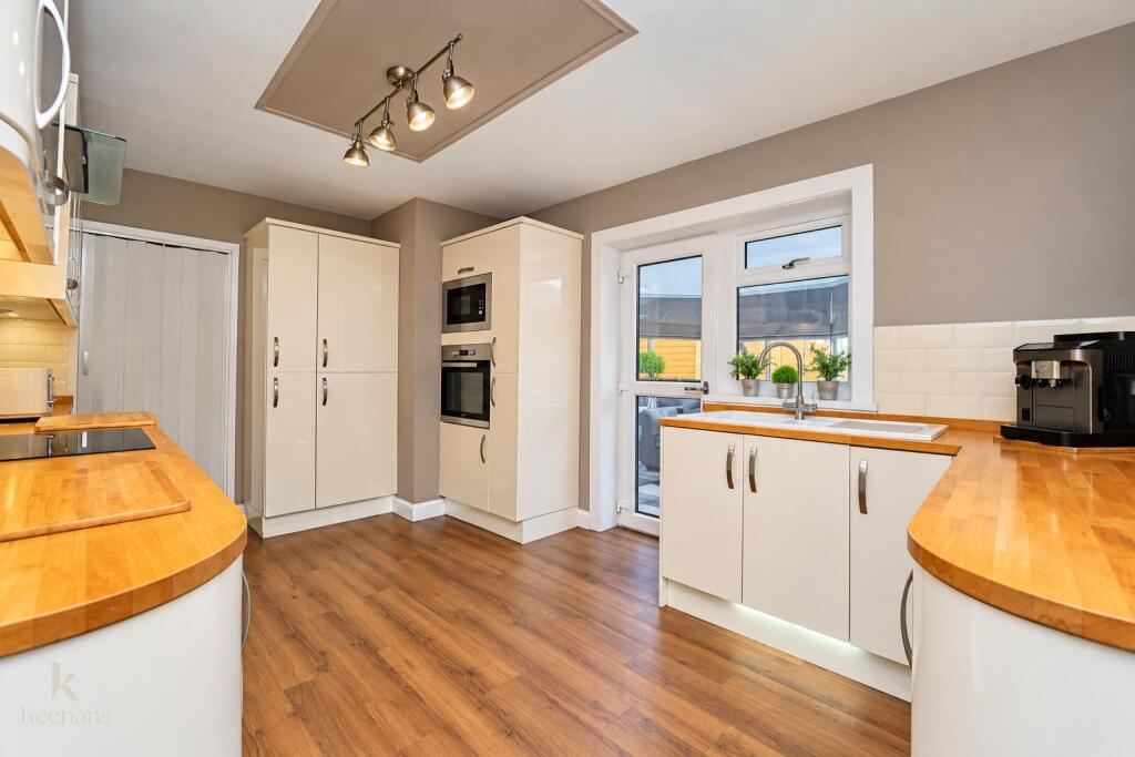 Townley Street, Colne photo 3
