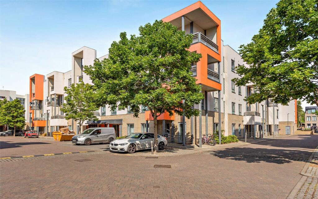 Main image of property: Glenalmond Avenue, Cambridge, Cambridgeshire, CB2