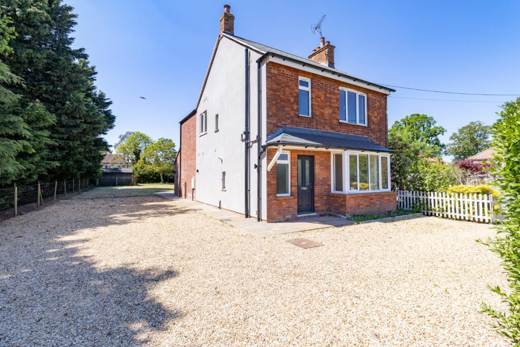 4-bed detached on Ryston End, Downham Market, Norfolk, PE38, £450,000