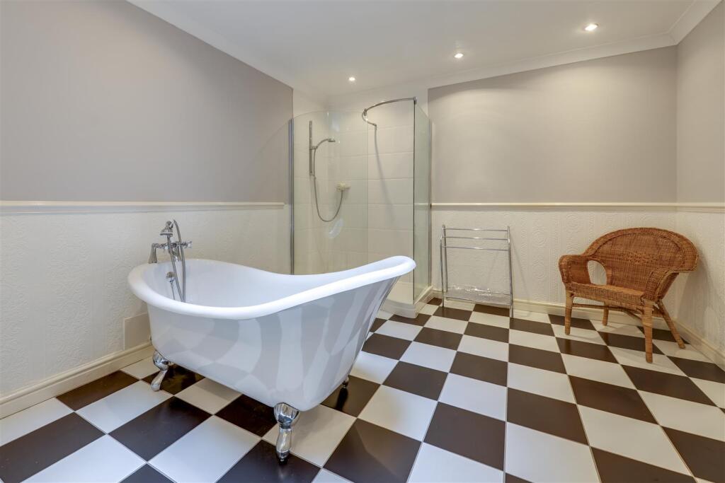 Additional image 42 of Burnley Road, Loveclough, Rossendale - Over 10,000sqft of Accommodation