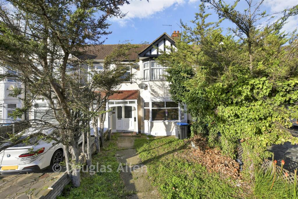 Main image of property: Eastern Avenue, Ilford, Essex