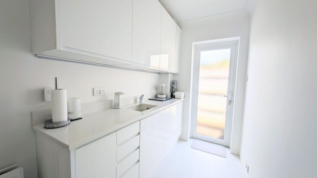 Additional image 13 of Avalon, Lilliput, Poole, BH14 8HT