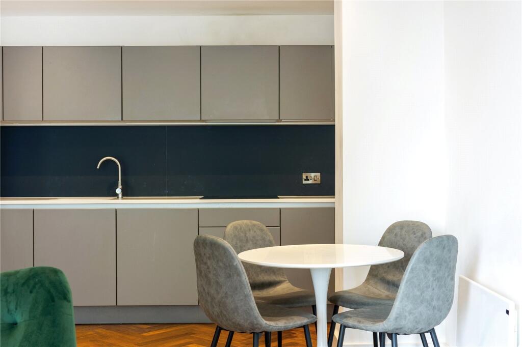 Apartment in Manchester, City Centre - More