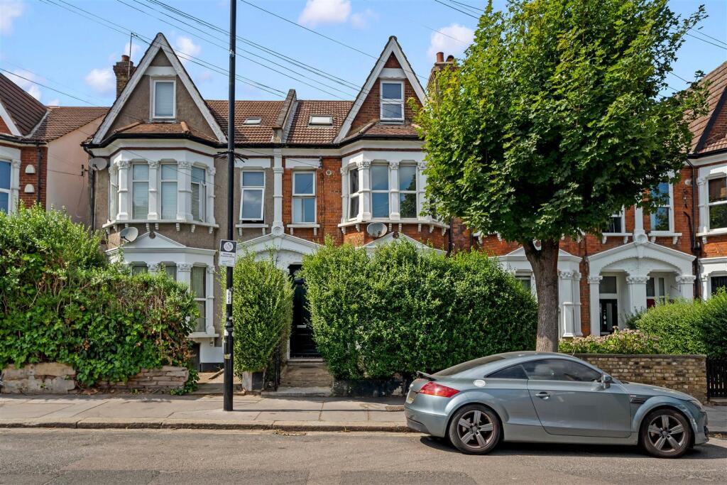 Main image of property: Holmesdale Road, London