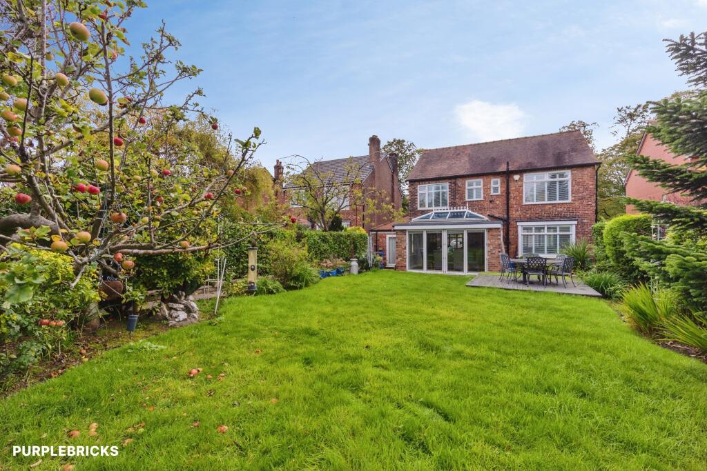 House in Stockport, Greater Manchester - View 3