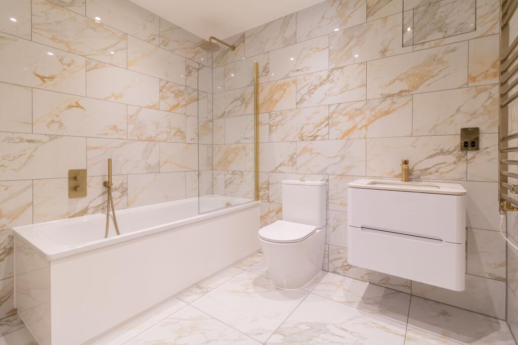 Main image of property: 44 The Green, Surrey, CR6