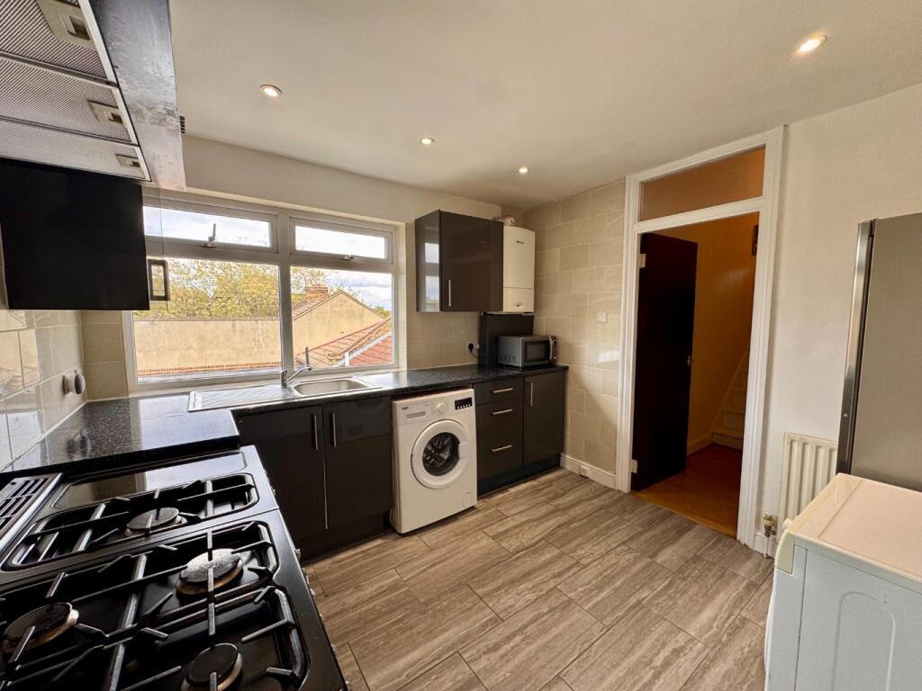 Apartment in London - View 5