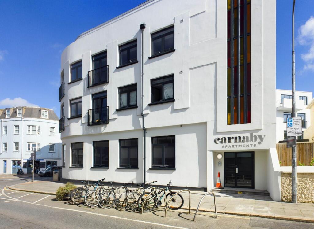 1-bed flat on St Helier - INVESTMENT ONLY, £455,000