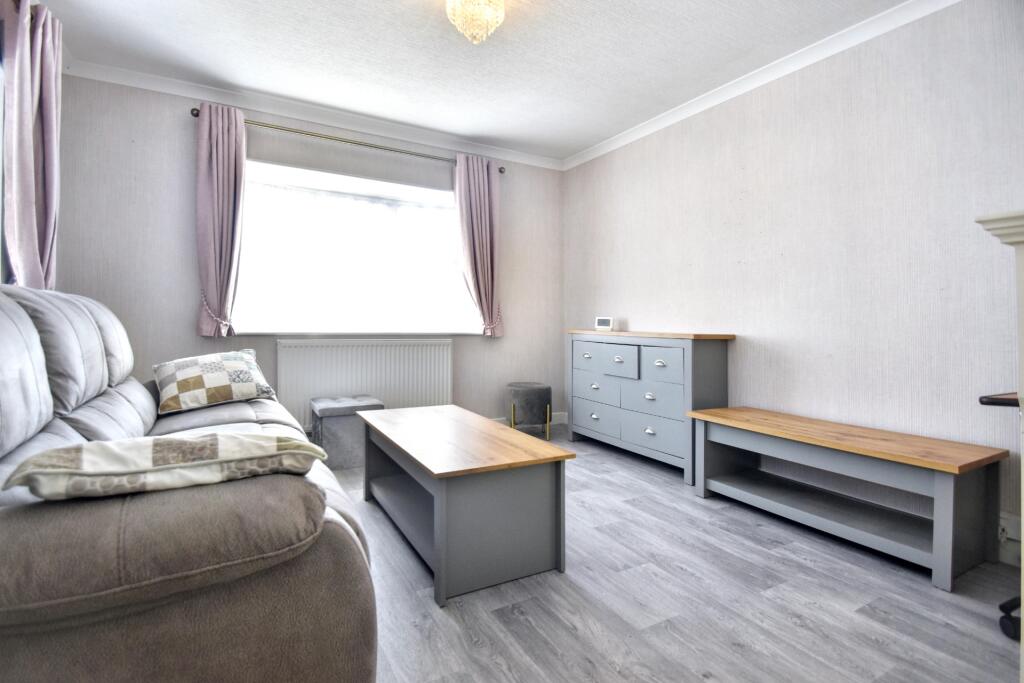 House in East Lindsey, Ingoldmells - View 2