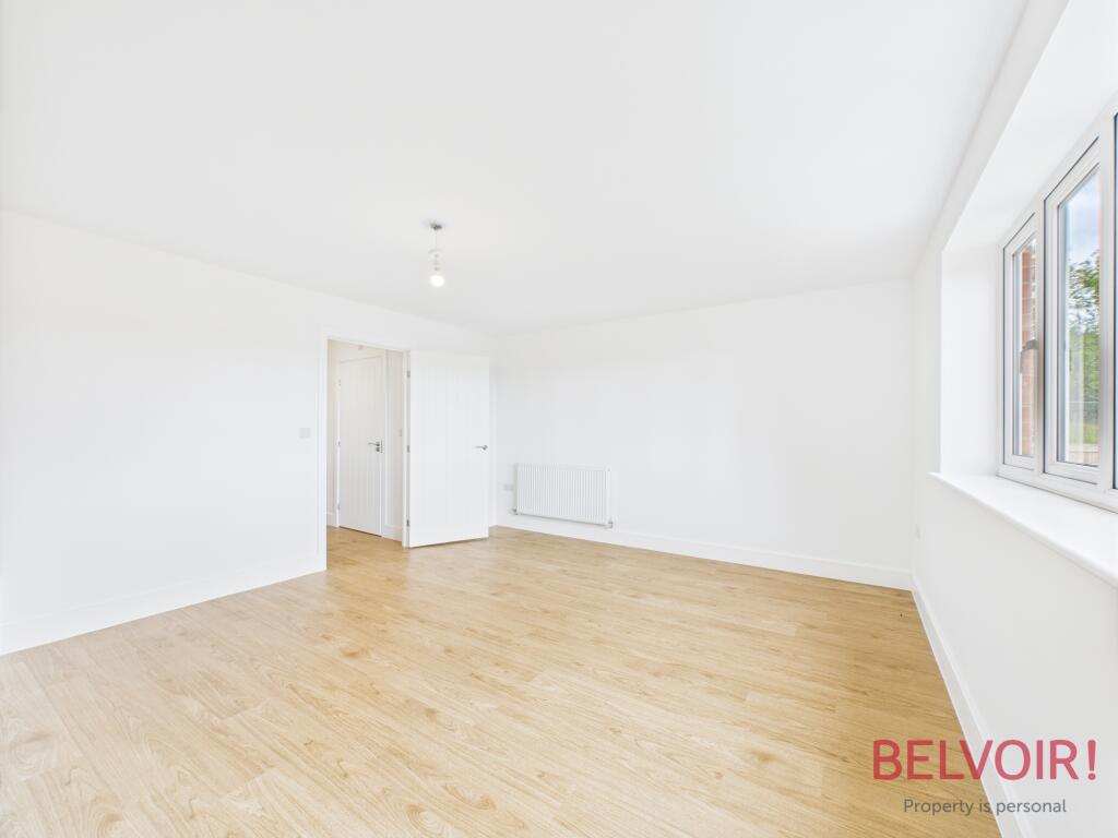House in Mansfield, Nottinghamshire - View 4