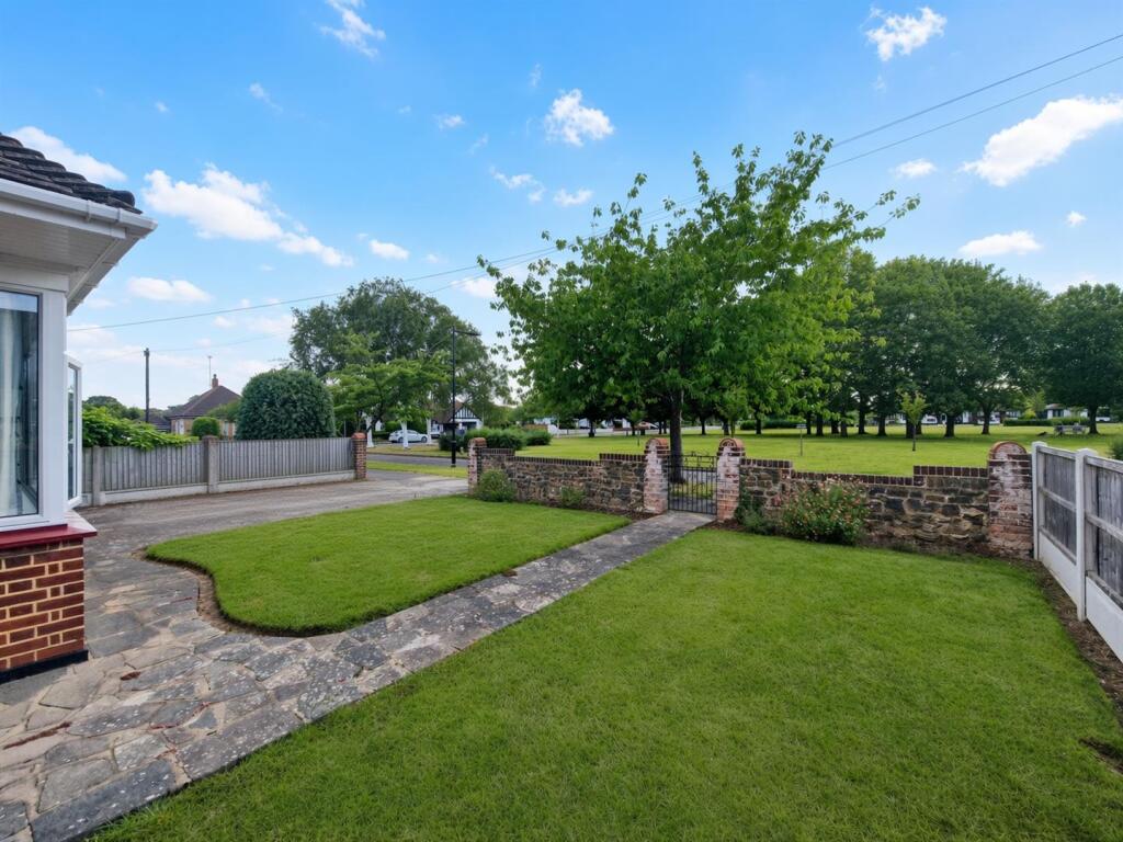 House in Southend-on-Sea, Essex - View 2