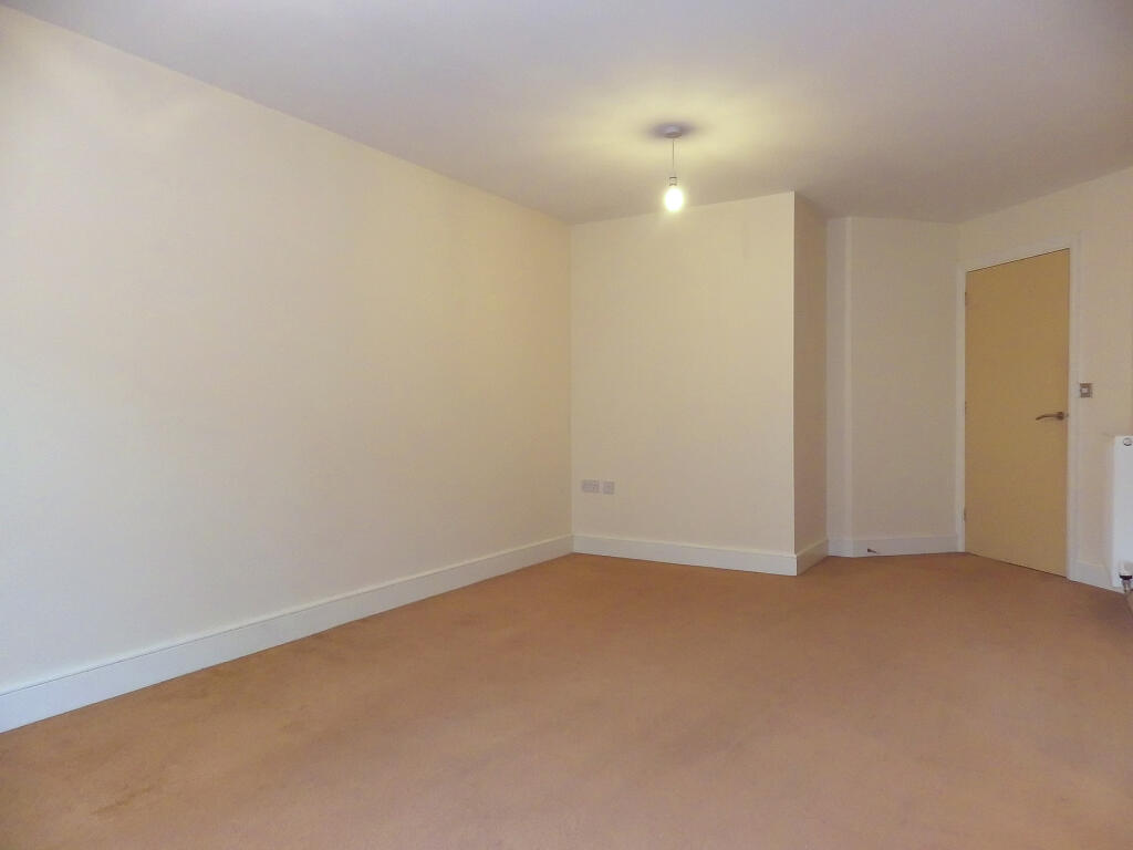 Friday Street, Swindon, Wiltshire photo 4