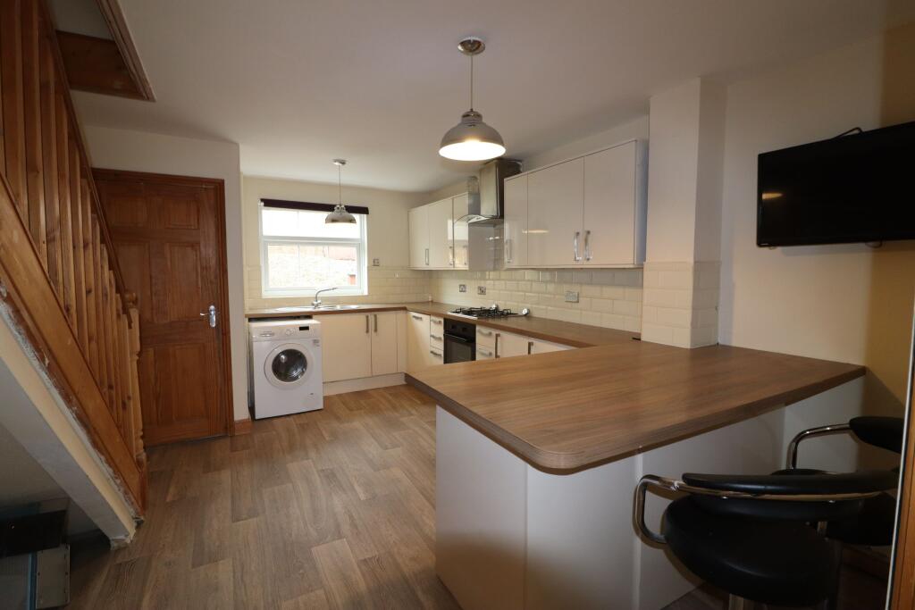 House in Bargoed, Caerphilly - View 4