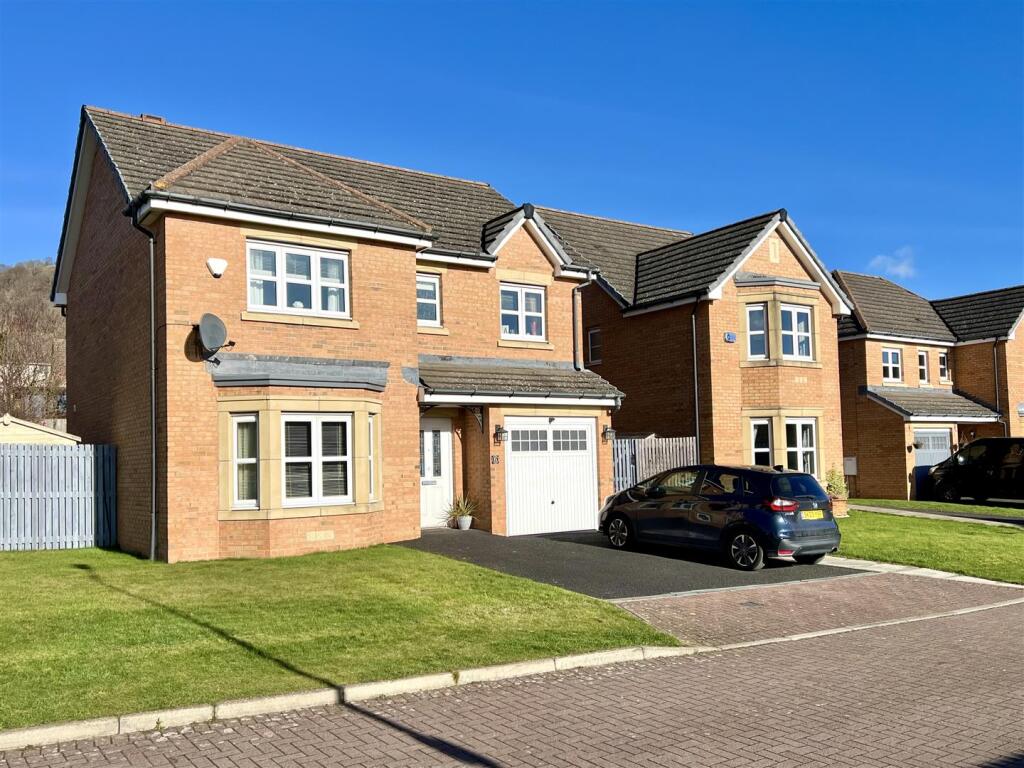 Main image of property: Oxcars Avenue, Burntisland