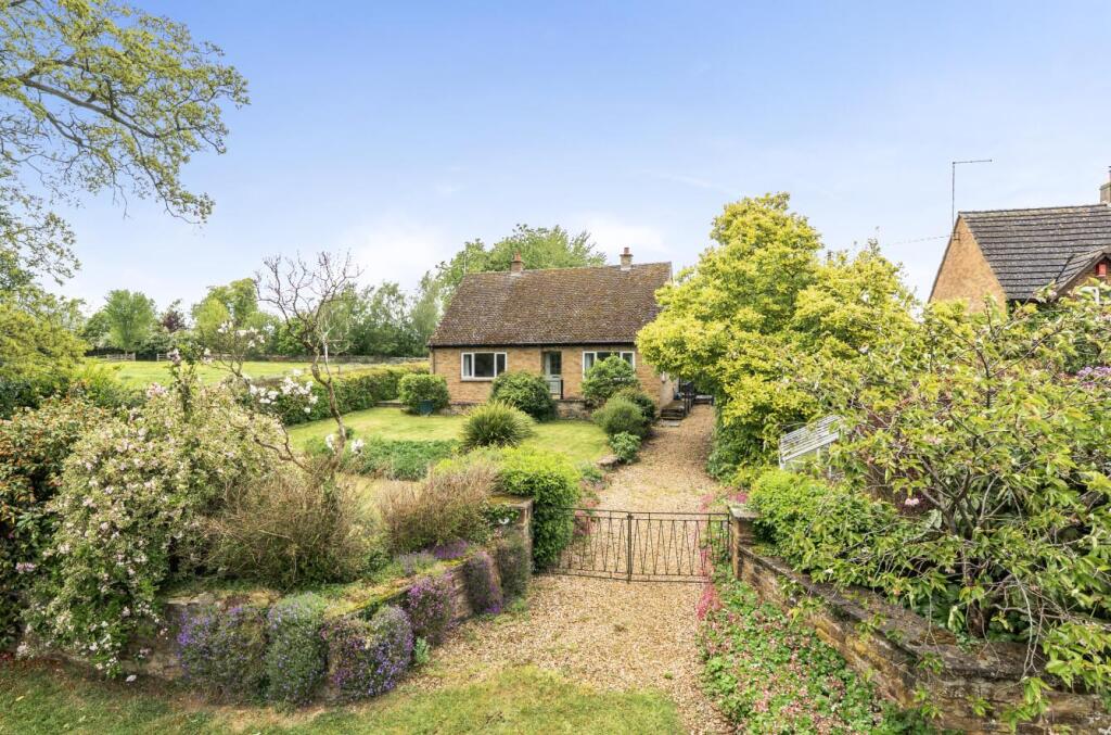 Main image of property: Hollow Way, Eydon, Daventry, NN11