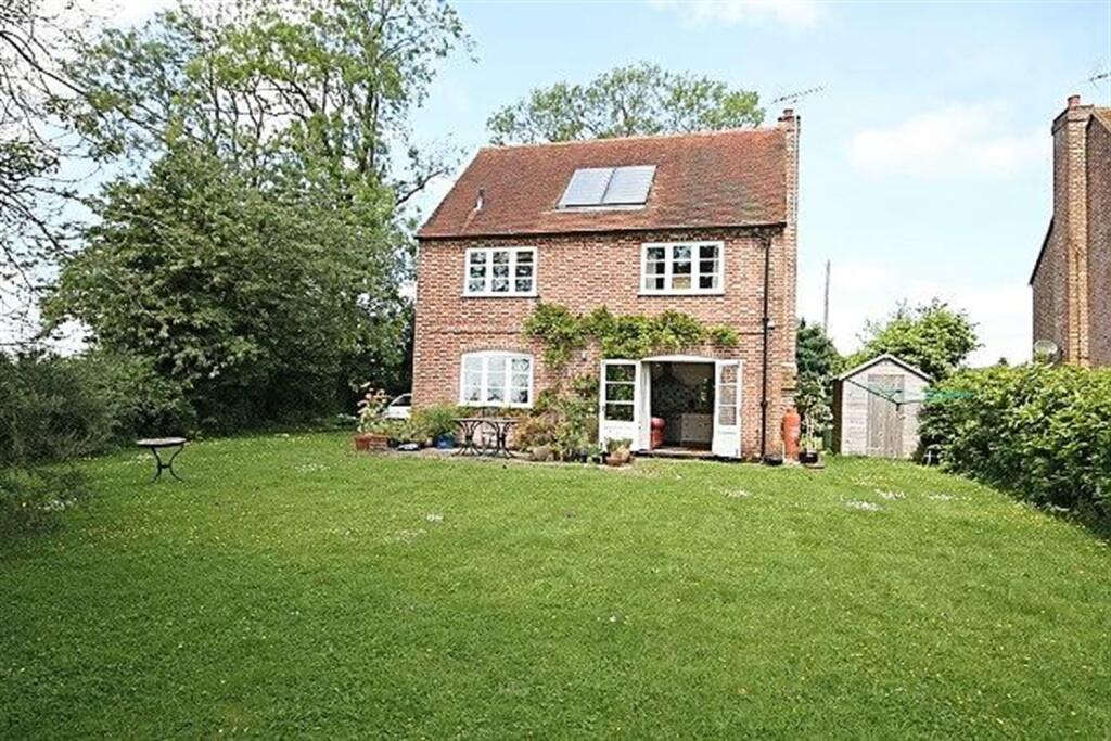 Main image of property: Christmas Common