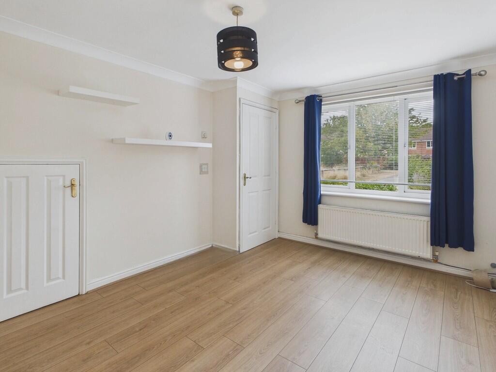 House in Chesterfield, Brimington Common, Spital - View 2