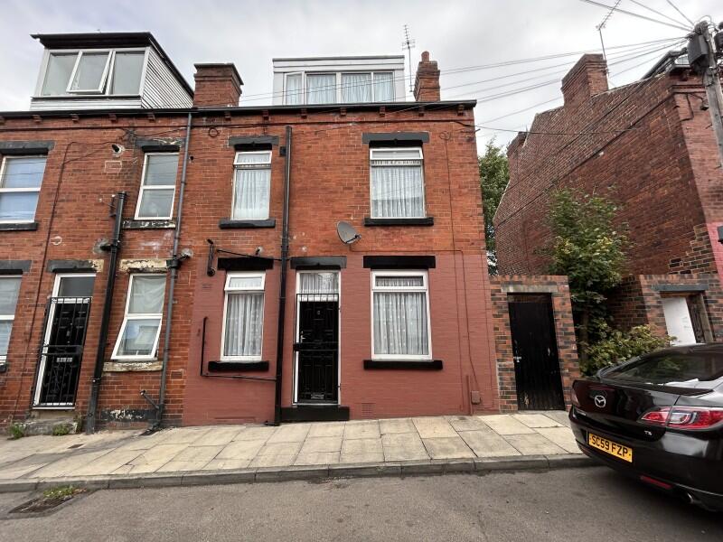 Main image of property: Gledhow Mount, Harehills, LS9