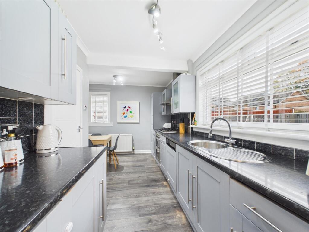 Spruce Avenue, Johnstone - View 6
