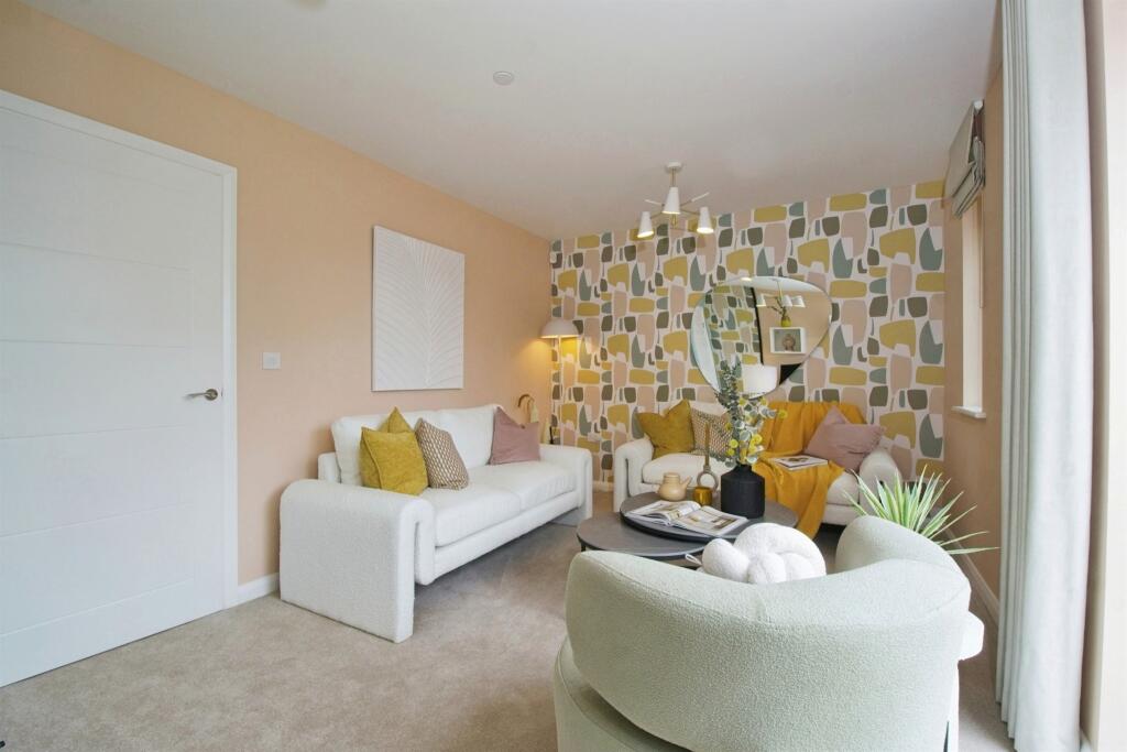 House in Cardiff, Trowbridge - View 2